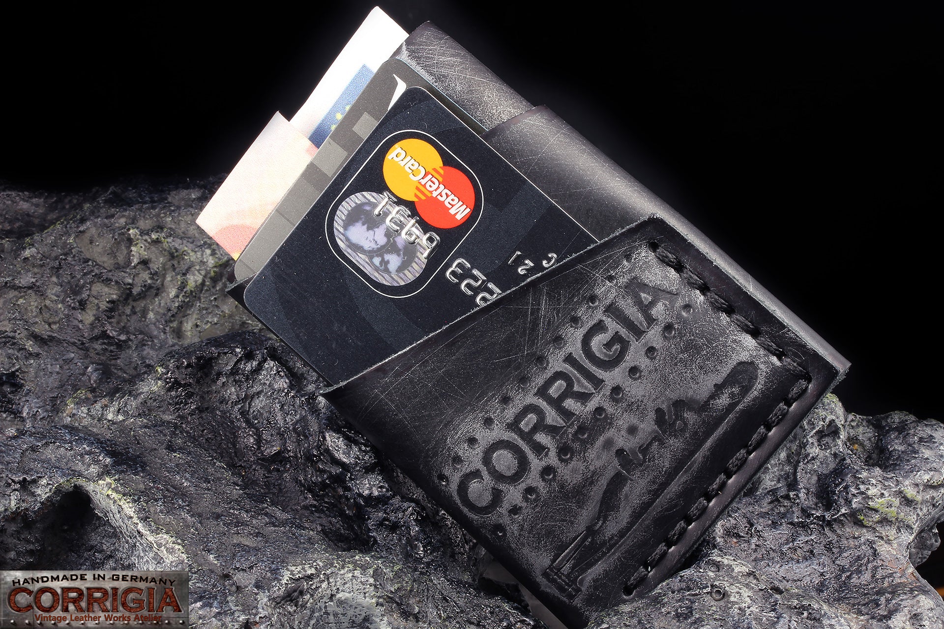 PORTSpecial – Old Black Steel – Artisan Vintage Finish