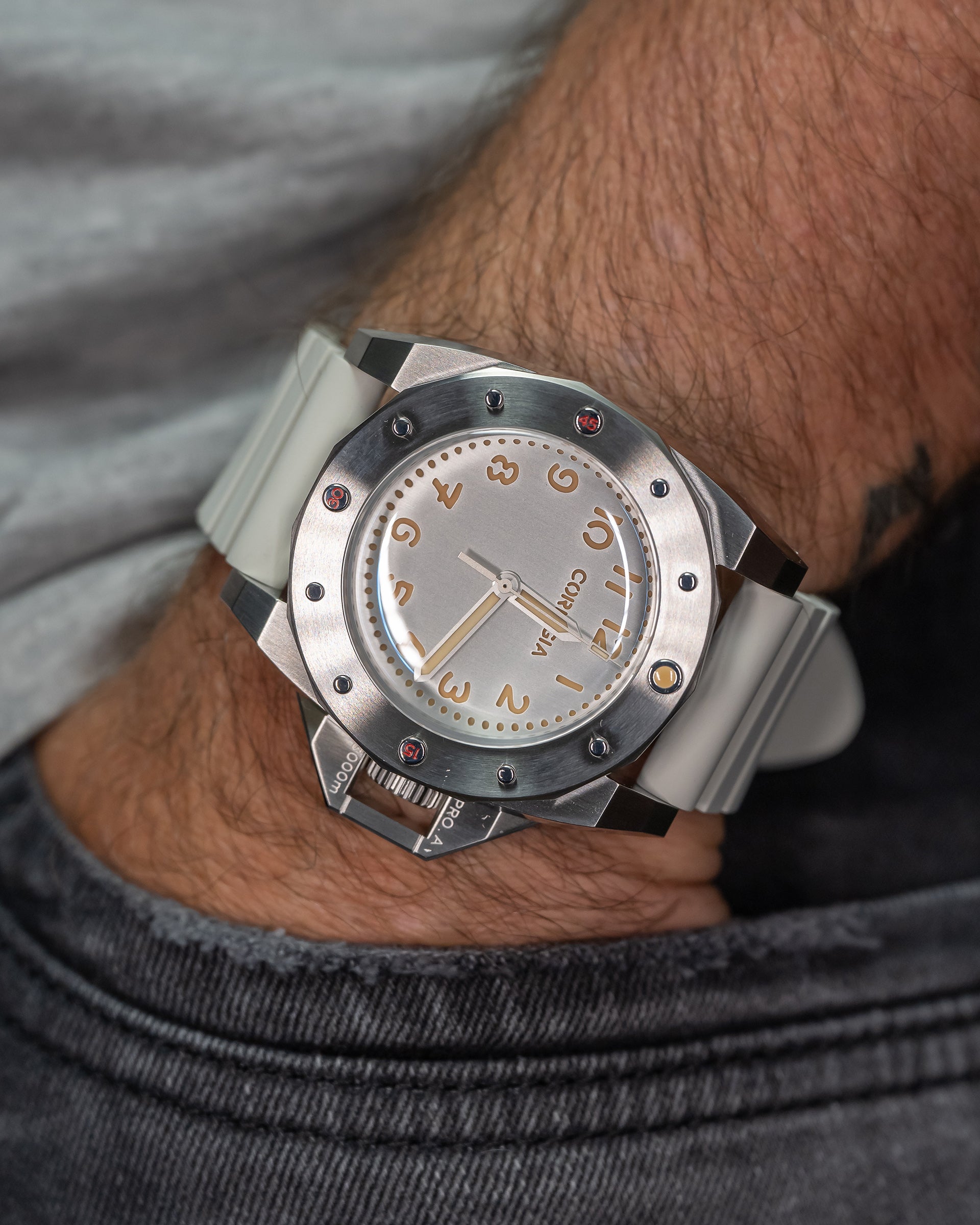 Corrigia02 Steel V-Silver Ref.701-614-578-579-580