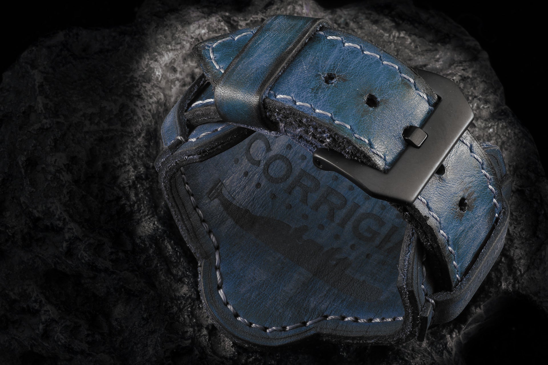 Winkel11 Blue with crown protection