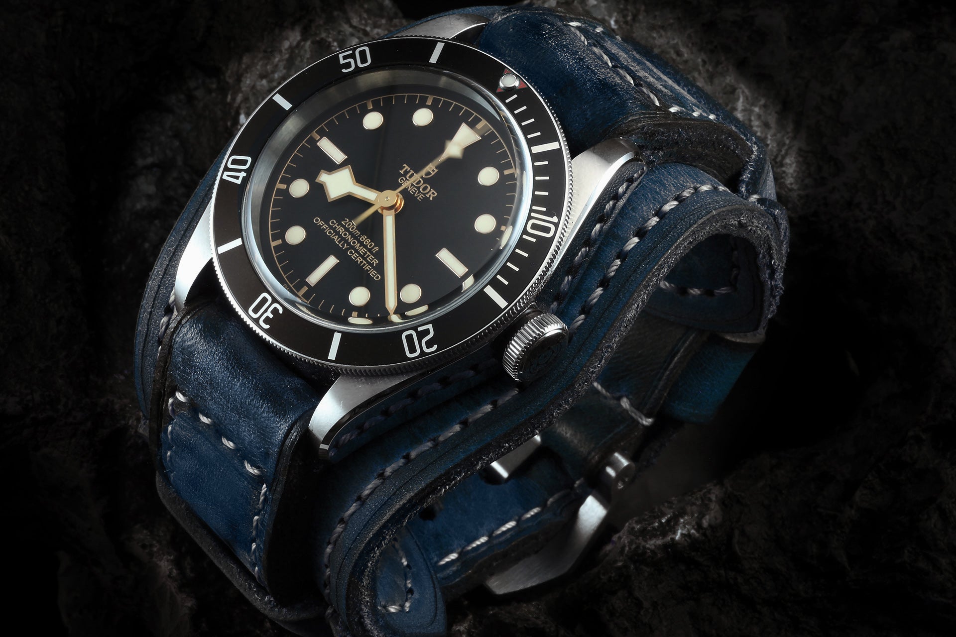 Winkel12 Dark Blue without crown guard