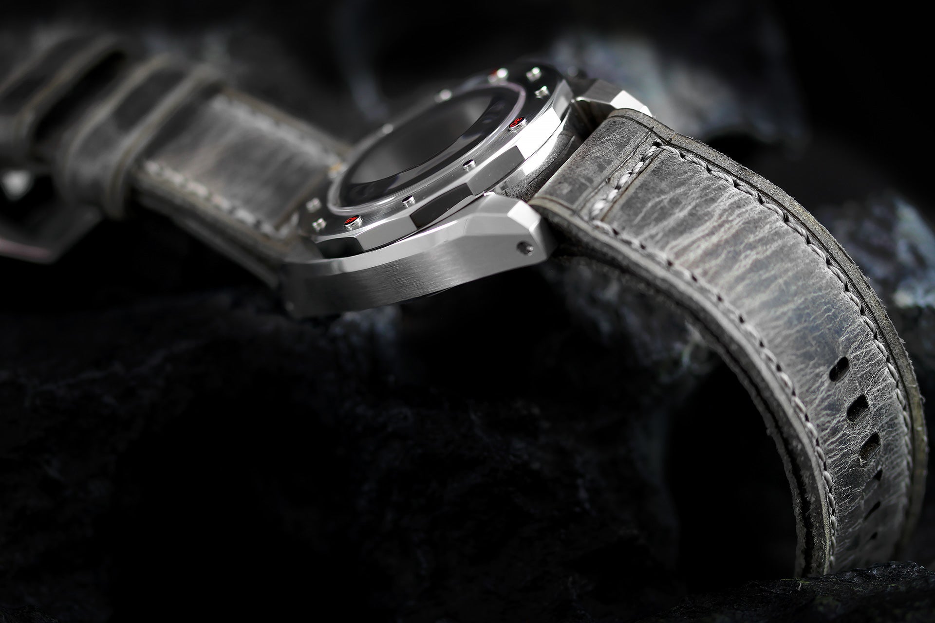 Corrigia02 Steel P-Black Ref. 587-614-578-579-580