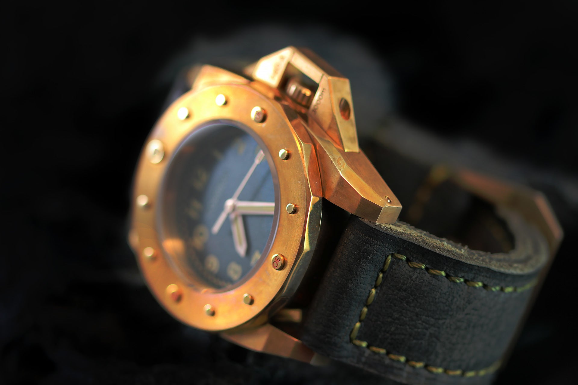 Corrigia01 Bronze P-Gray Ref.610-613-576-577