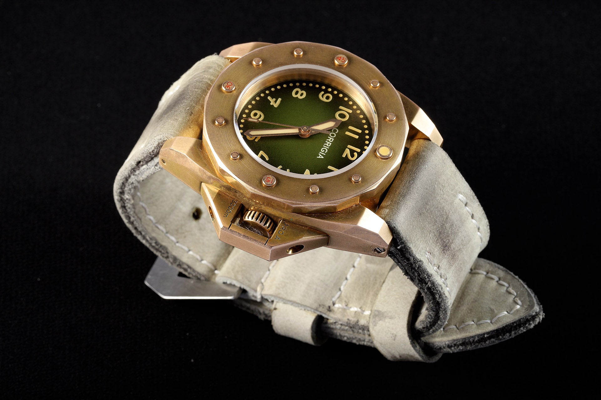 Custom Made · K10 - Vacuo