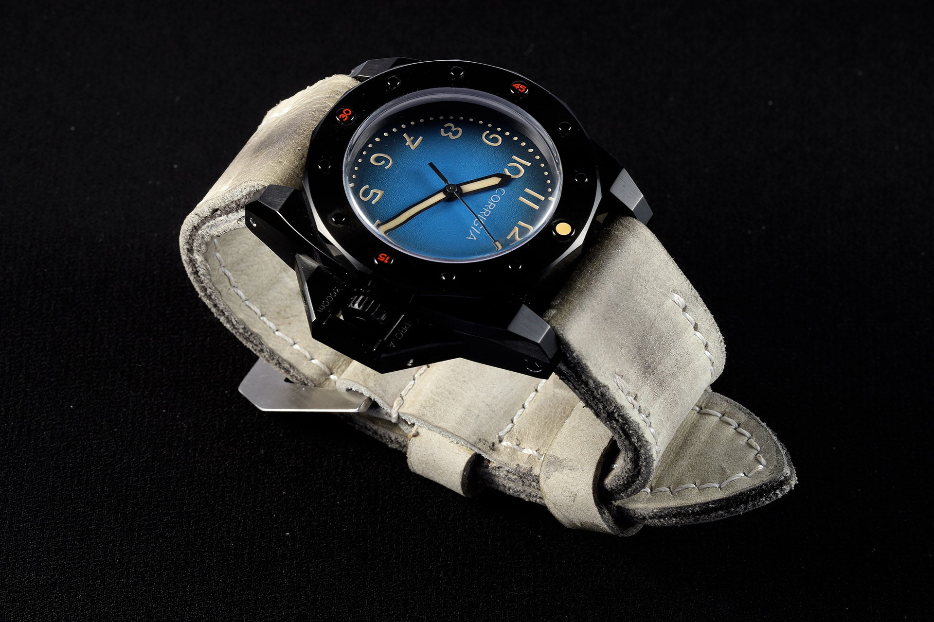 Custom Made · K10 - Vacuo