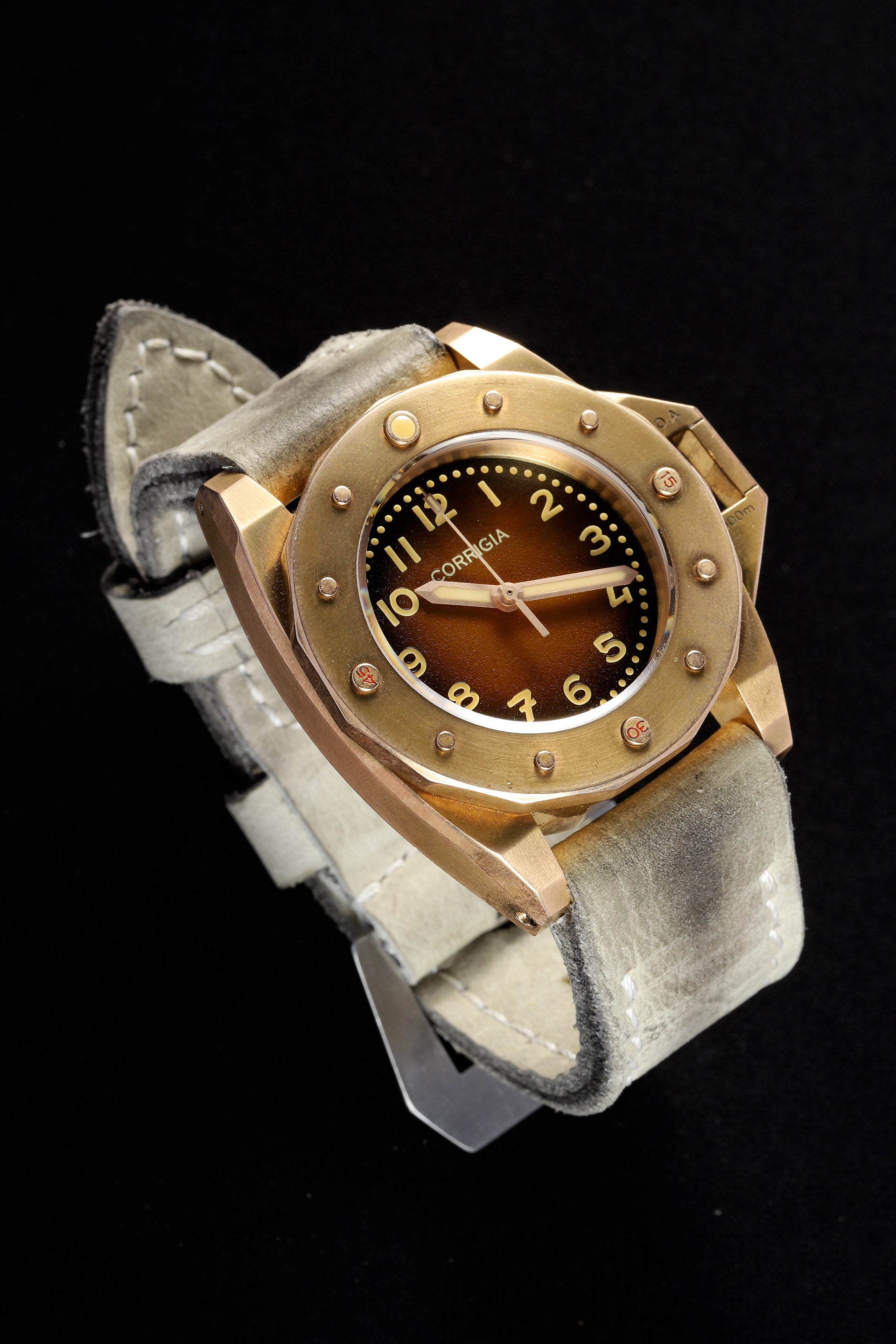 Custom Made · K10 - Vacuo