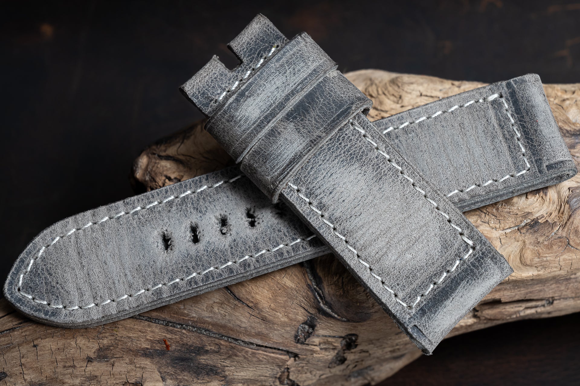 H04 - Gray Historical Clean Finish