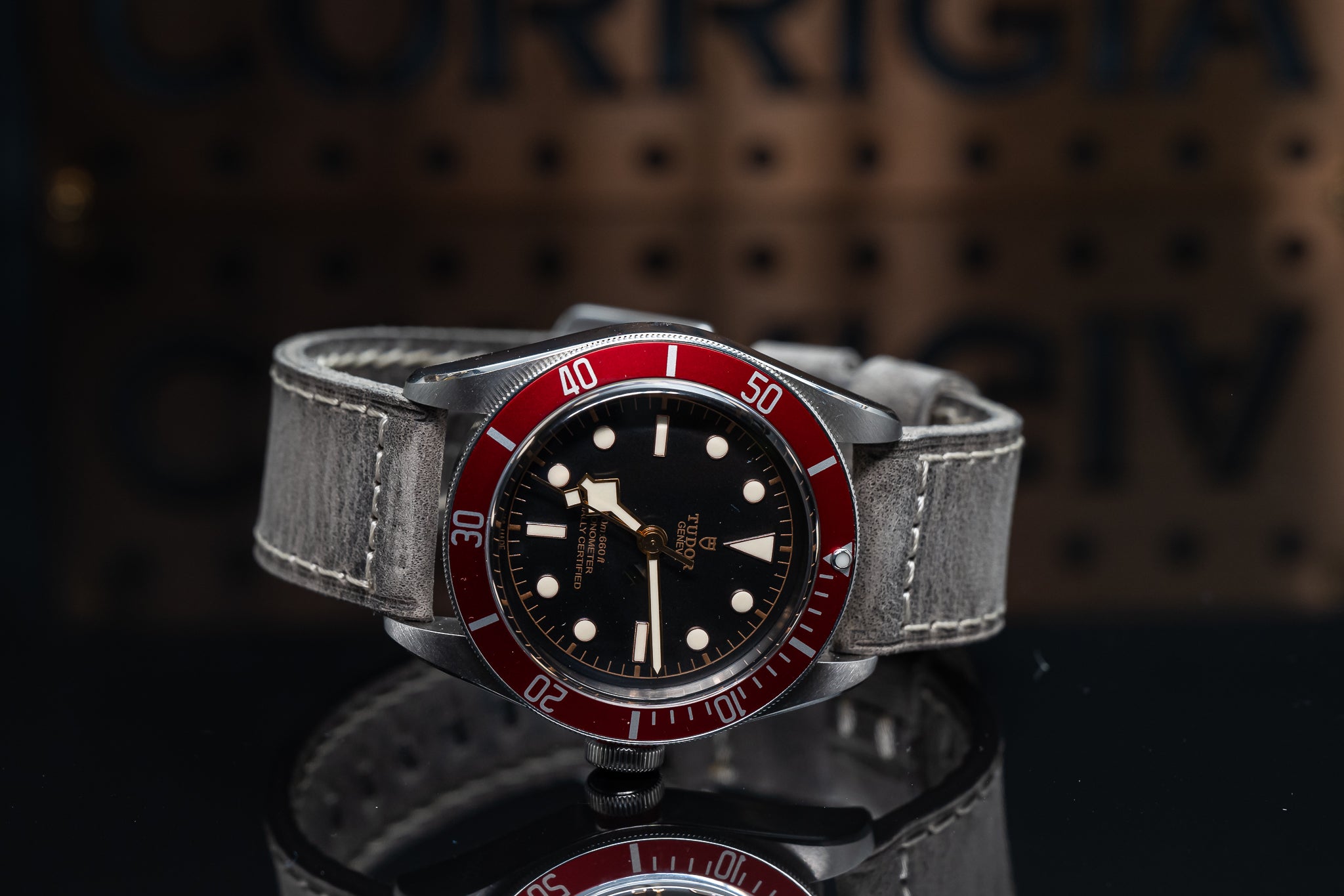 H04 - Gray Historical Clean Finish