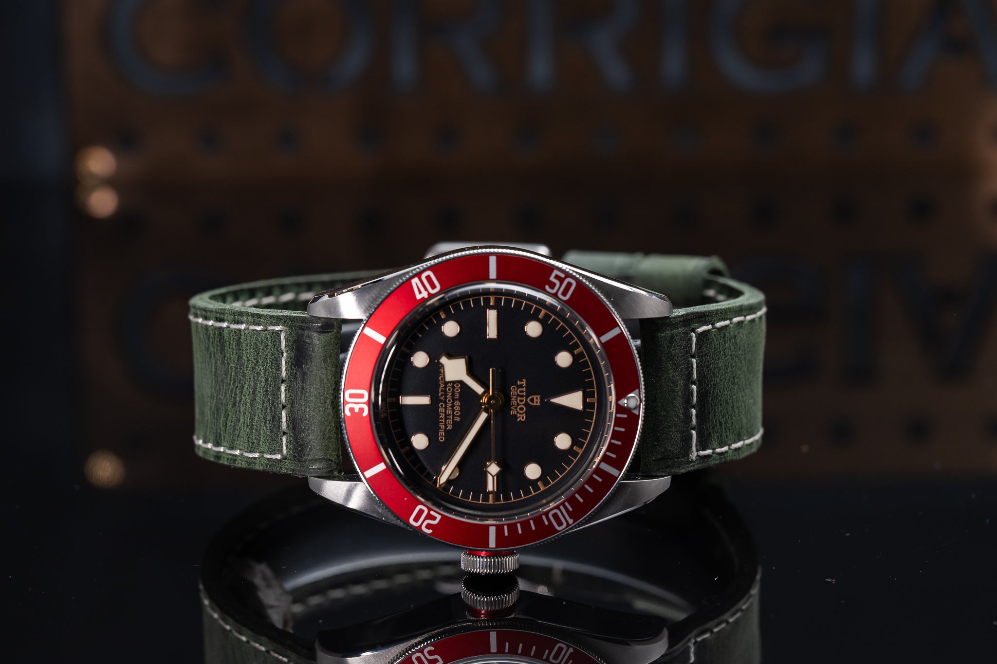 H06 - Green Historical Clean Finish