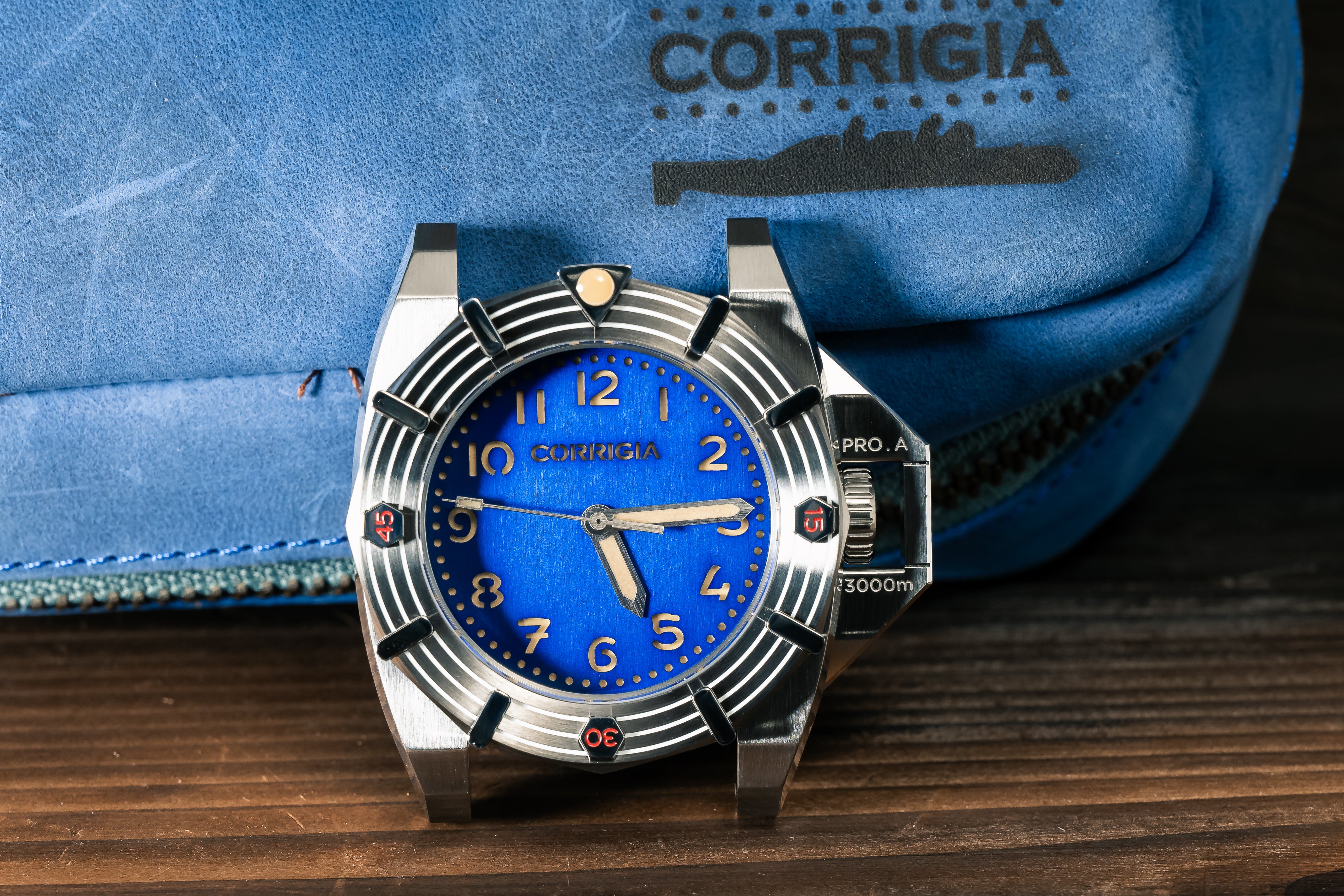 Corrigia04 Acier V-Bleu Réf. 655.631.664.665.666