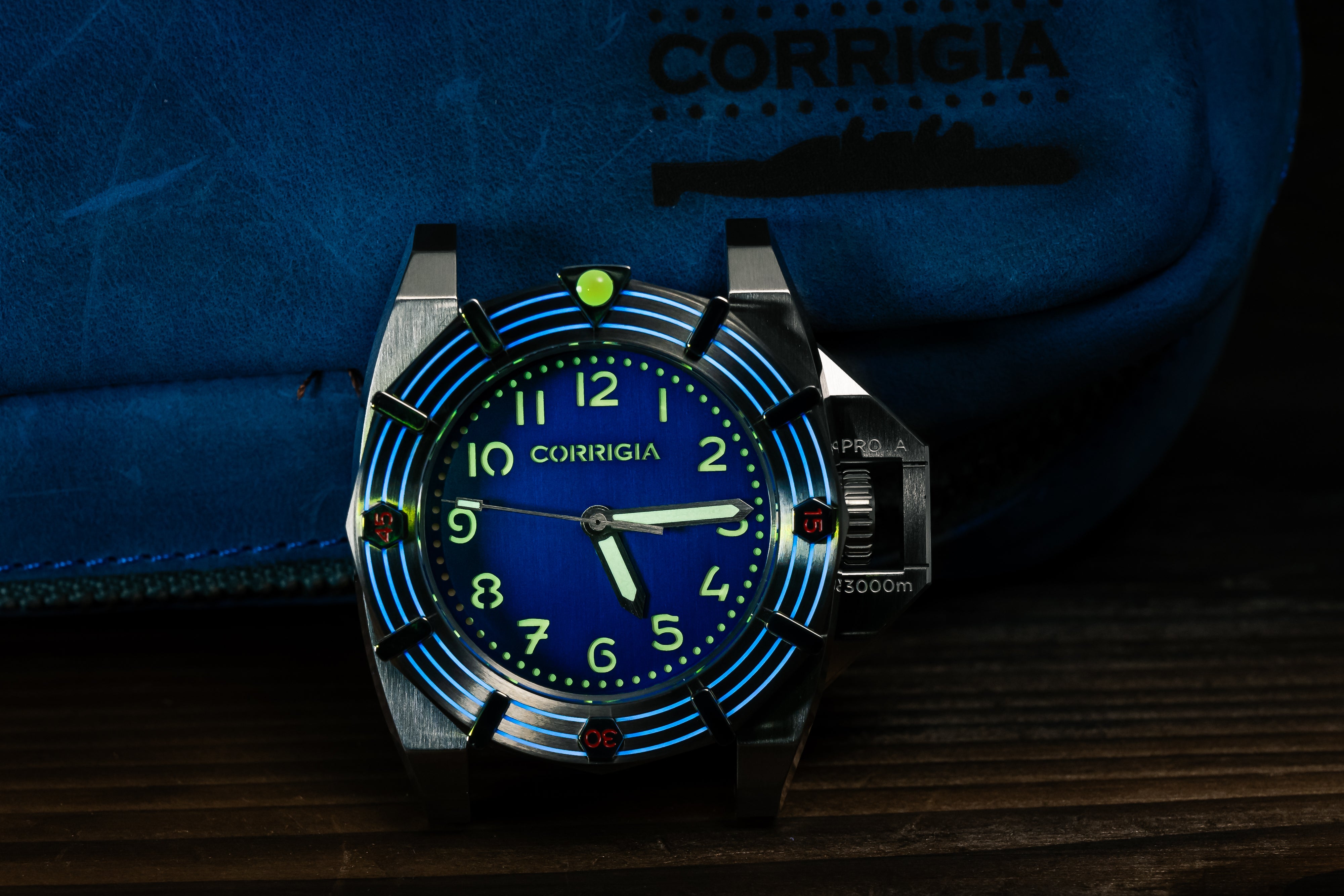 Corrigia04 Acier V-Bleu Réf. 655.631.664.665.666