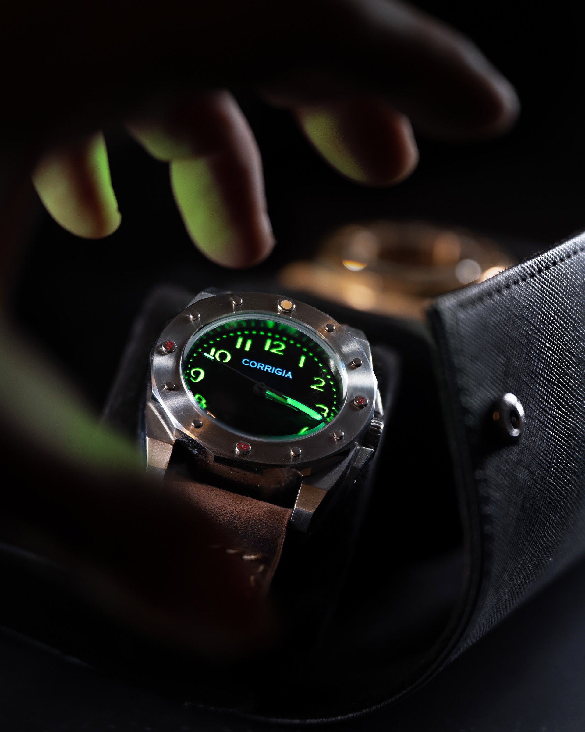 Corrigia02 Steel P-Black Ref. 587-614-578-579-580