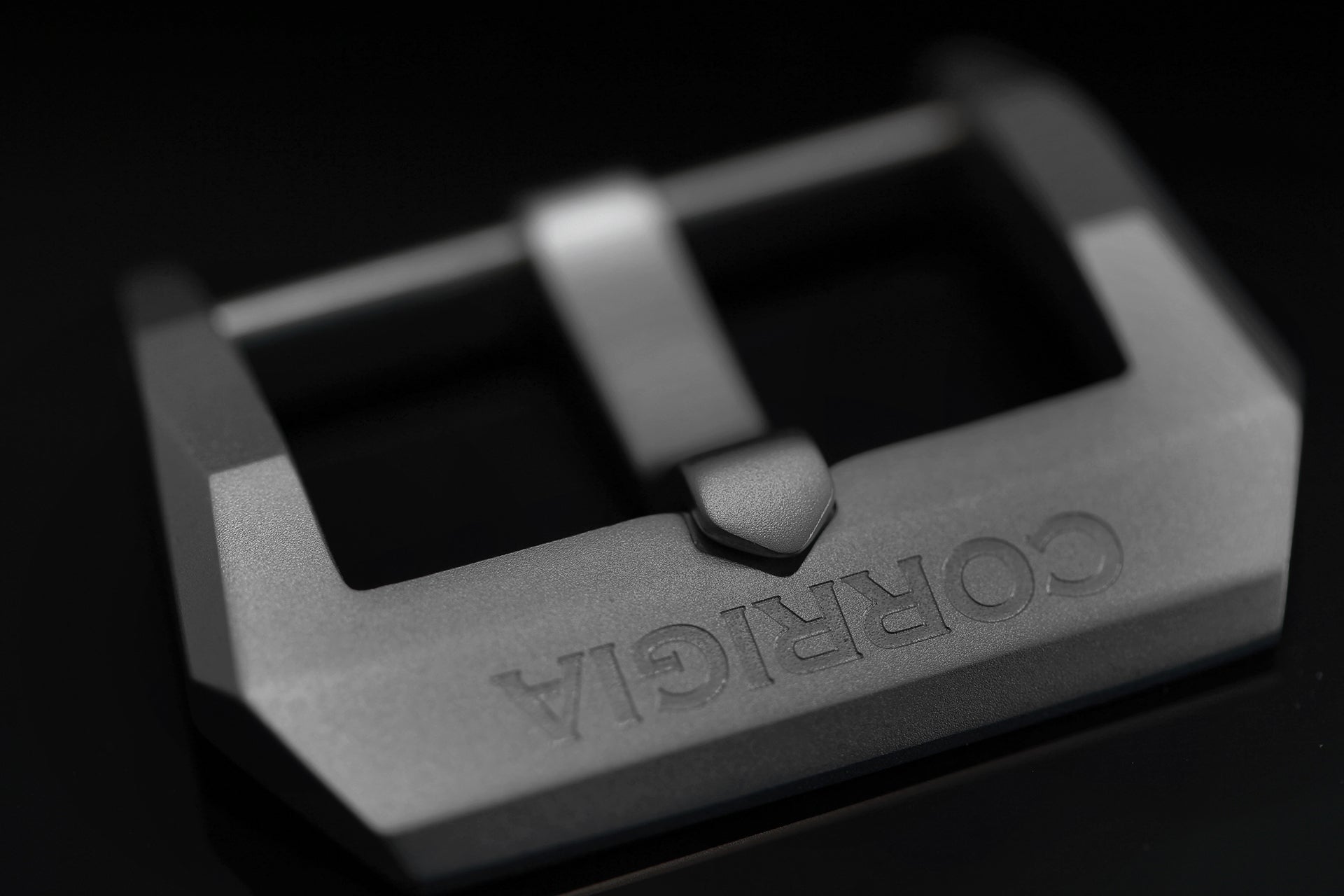 Corrigia02 Blasted M-Black Ref.651-614-584-585-586