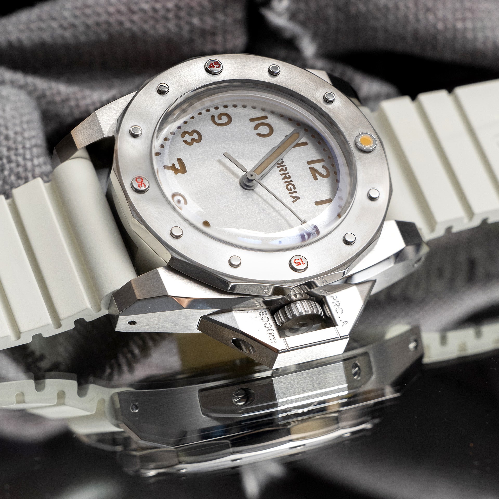 Corrigia02 Steel V-Silver Ref.701-614-578-579-580