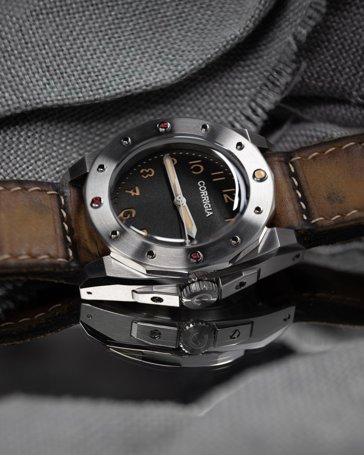 Corrigia02 Steel P-Black Ref. 587-614-578-579-580