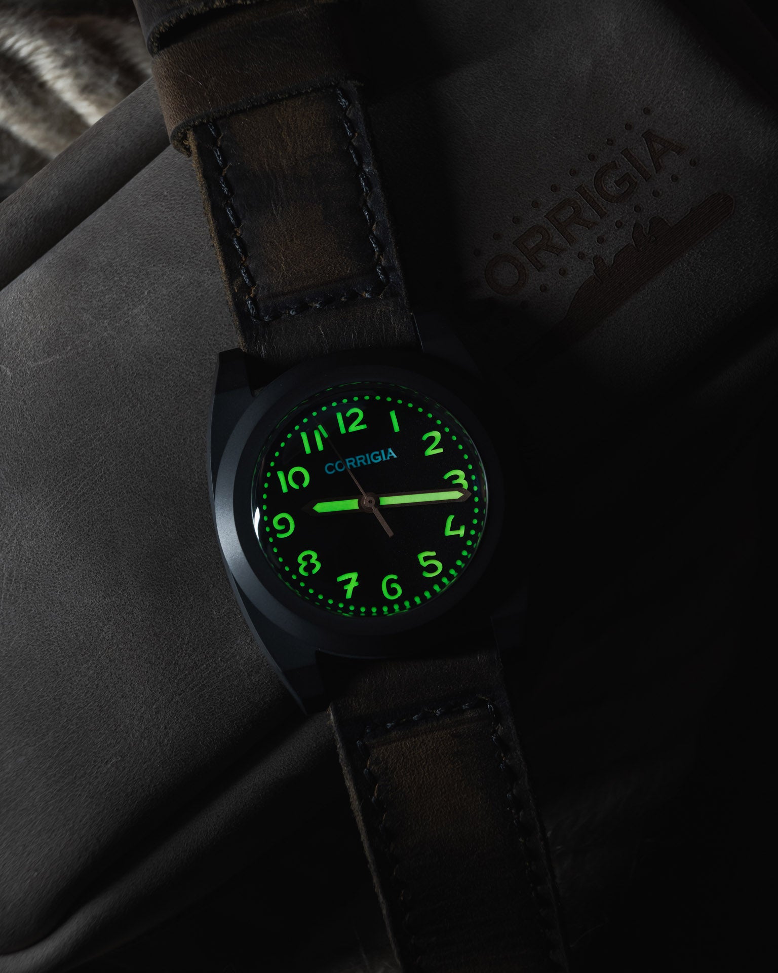 Corrigia03 DLC P-Black Ref.605-615-581-582-583