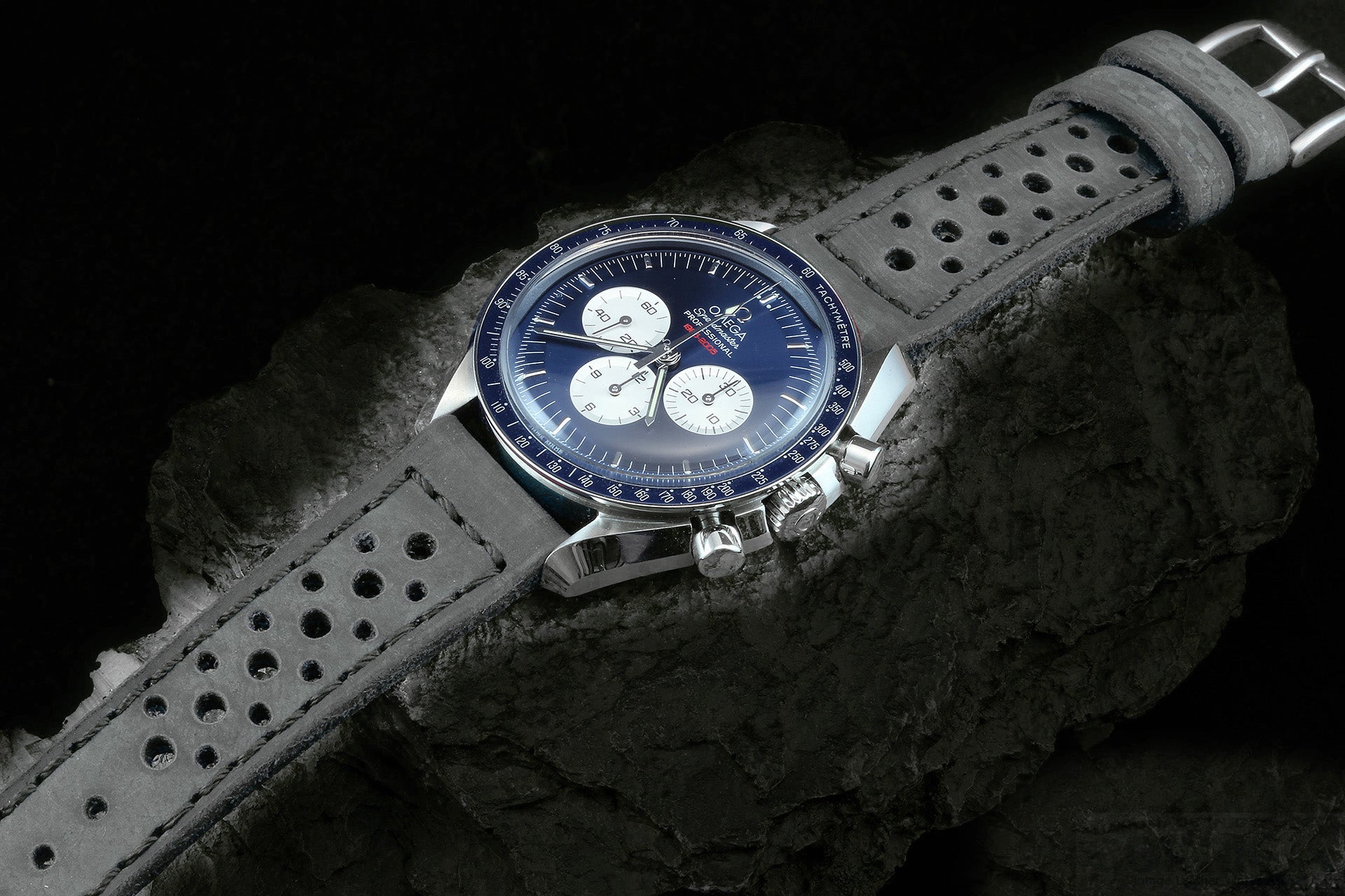 Custom Made · Heritage09 Dark Grey Rally Racer Strap 16 Holes