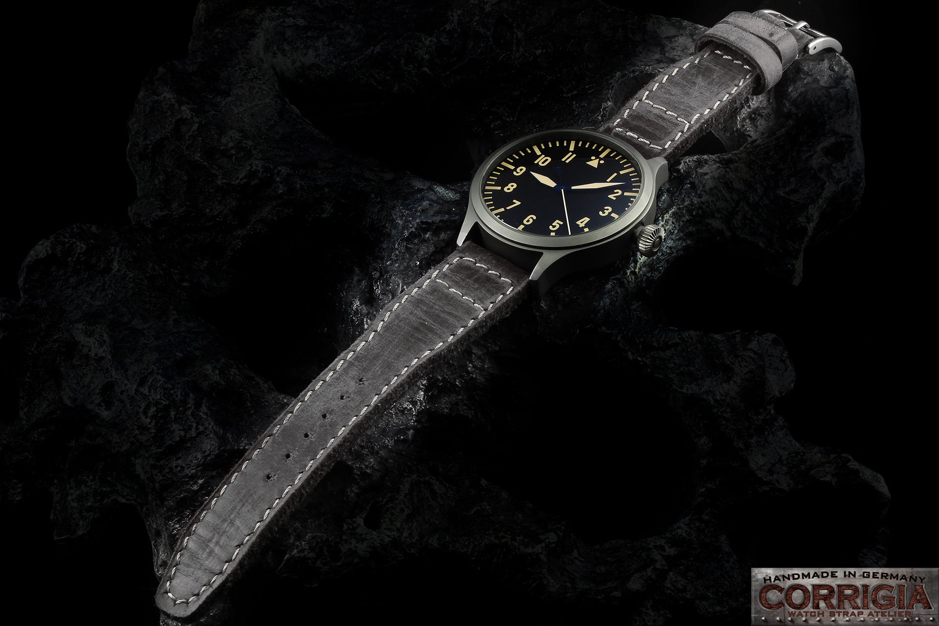 PILOT10 Gray - ARTISAN CRAFTED 