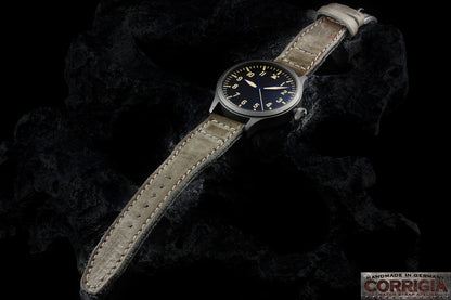 PILOT05 Cedar - ARTISAN CRAFTED 