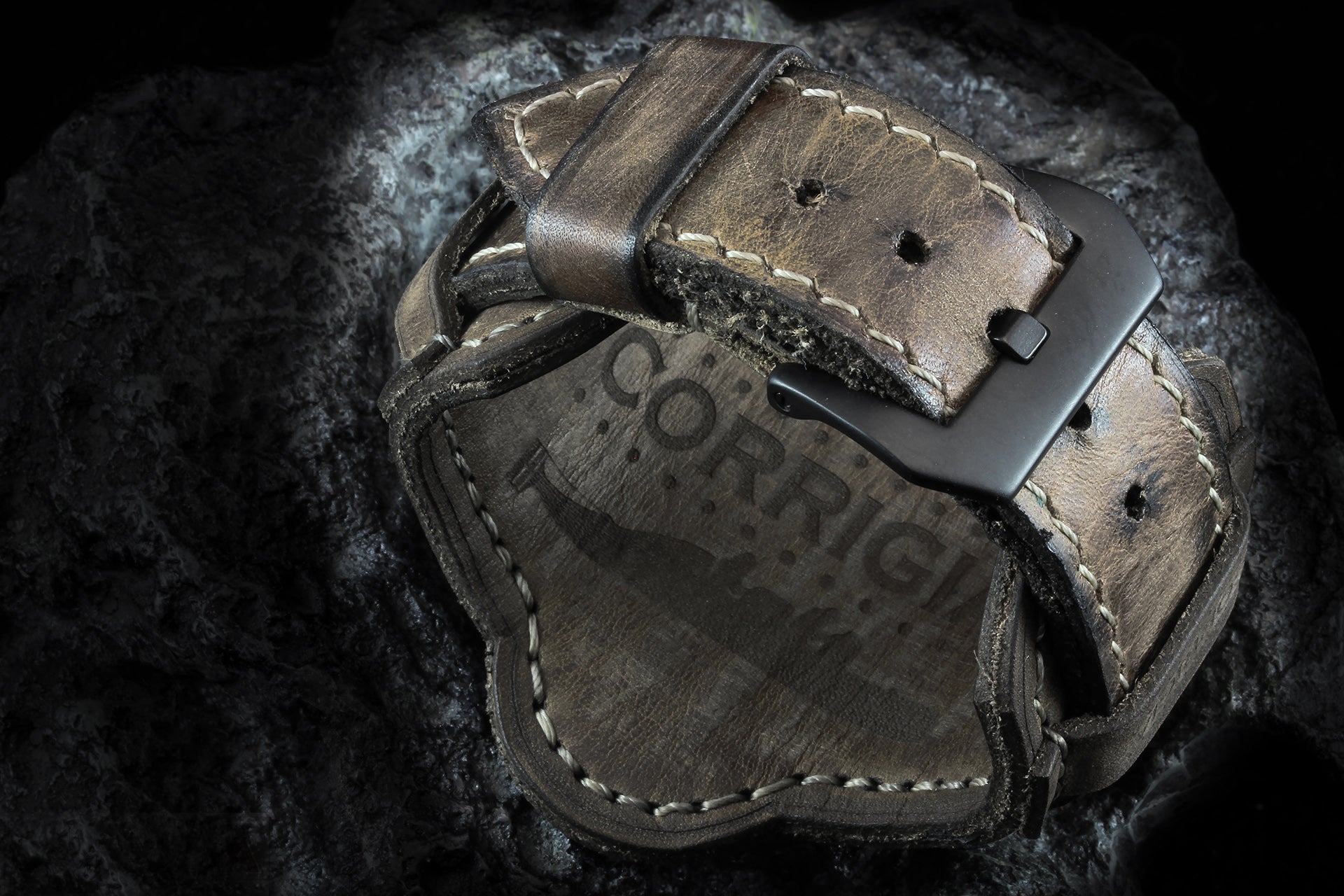 Winkel04 Sand Dark with crown protection