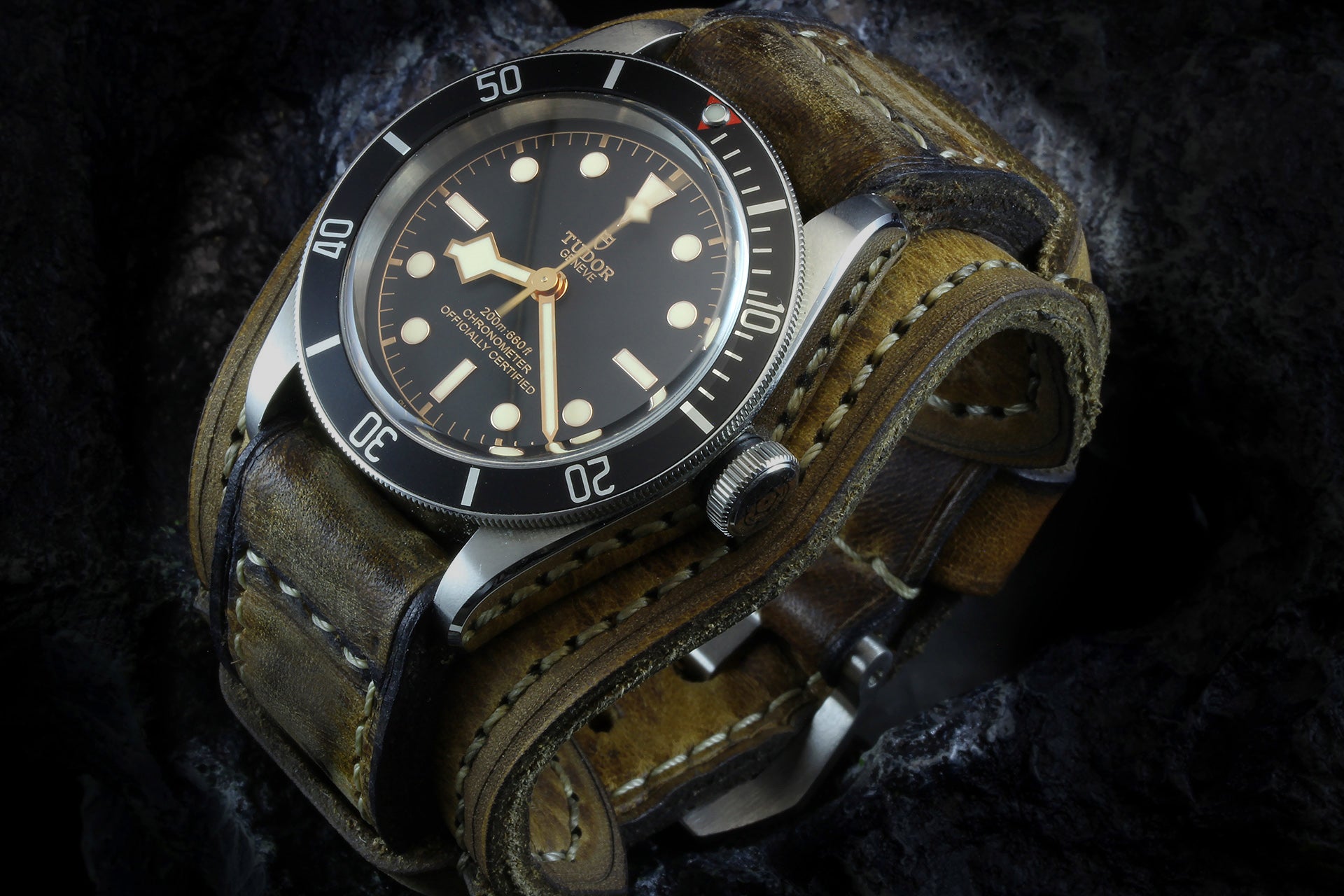 Winkel07 Khaki without crown guard