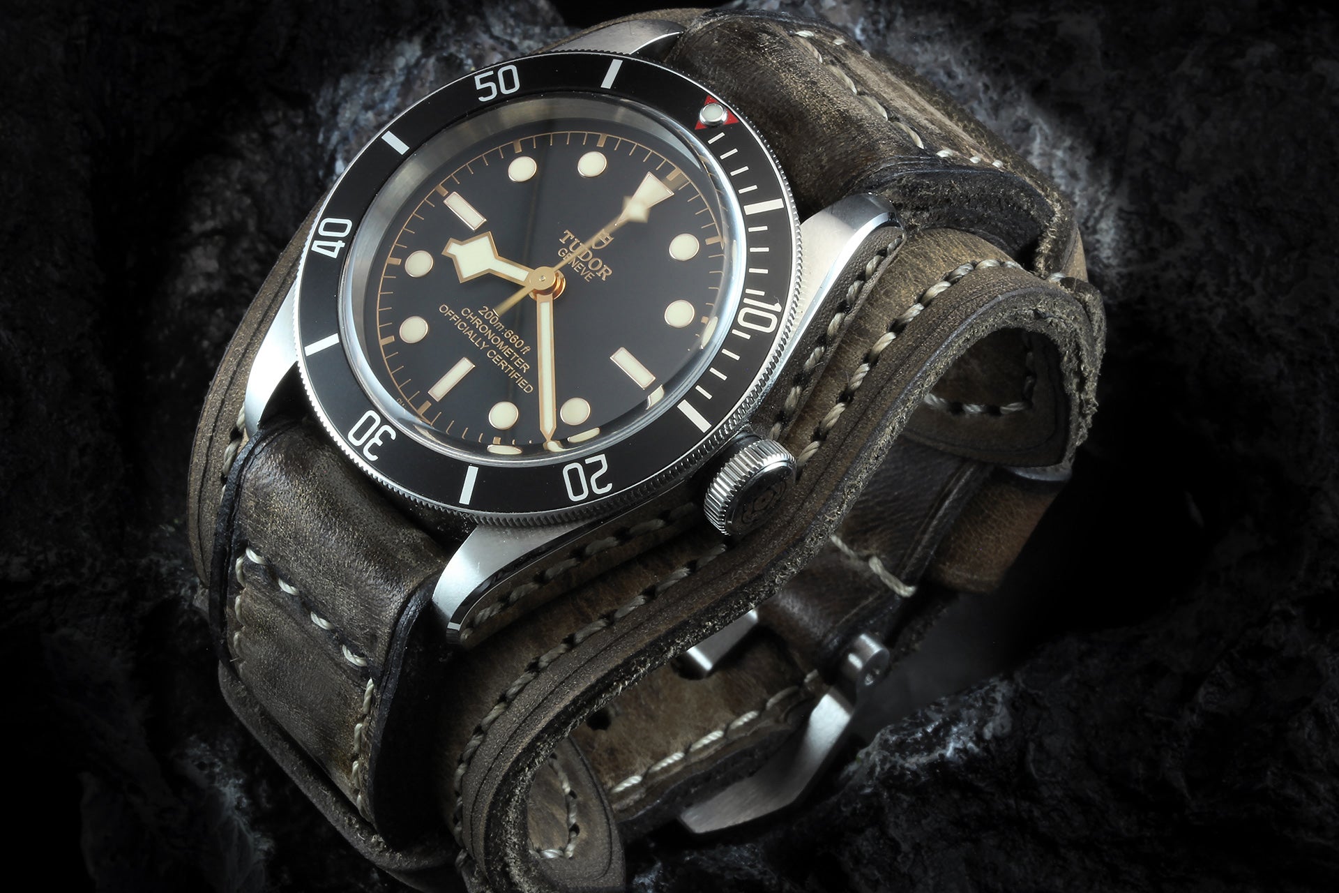 Winkel04 Sand Dark without crown protection