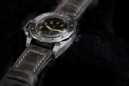 Corrigia02 Steel M-Black Ref. 702-614-578-579-580