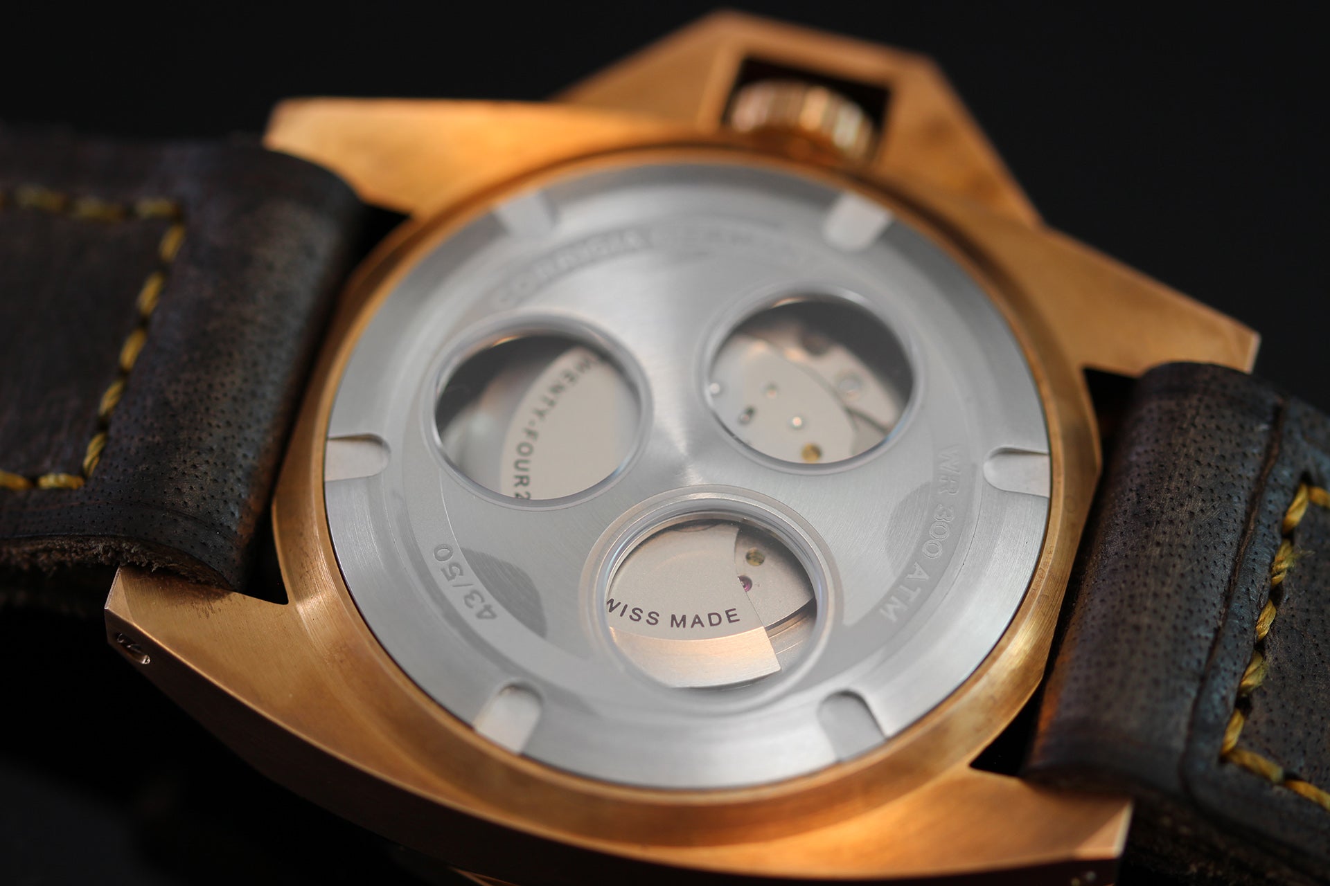 Corrigia01 Bronze P-Gray Ref.610-613-576-577