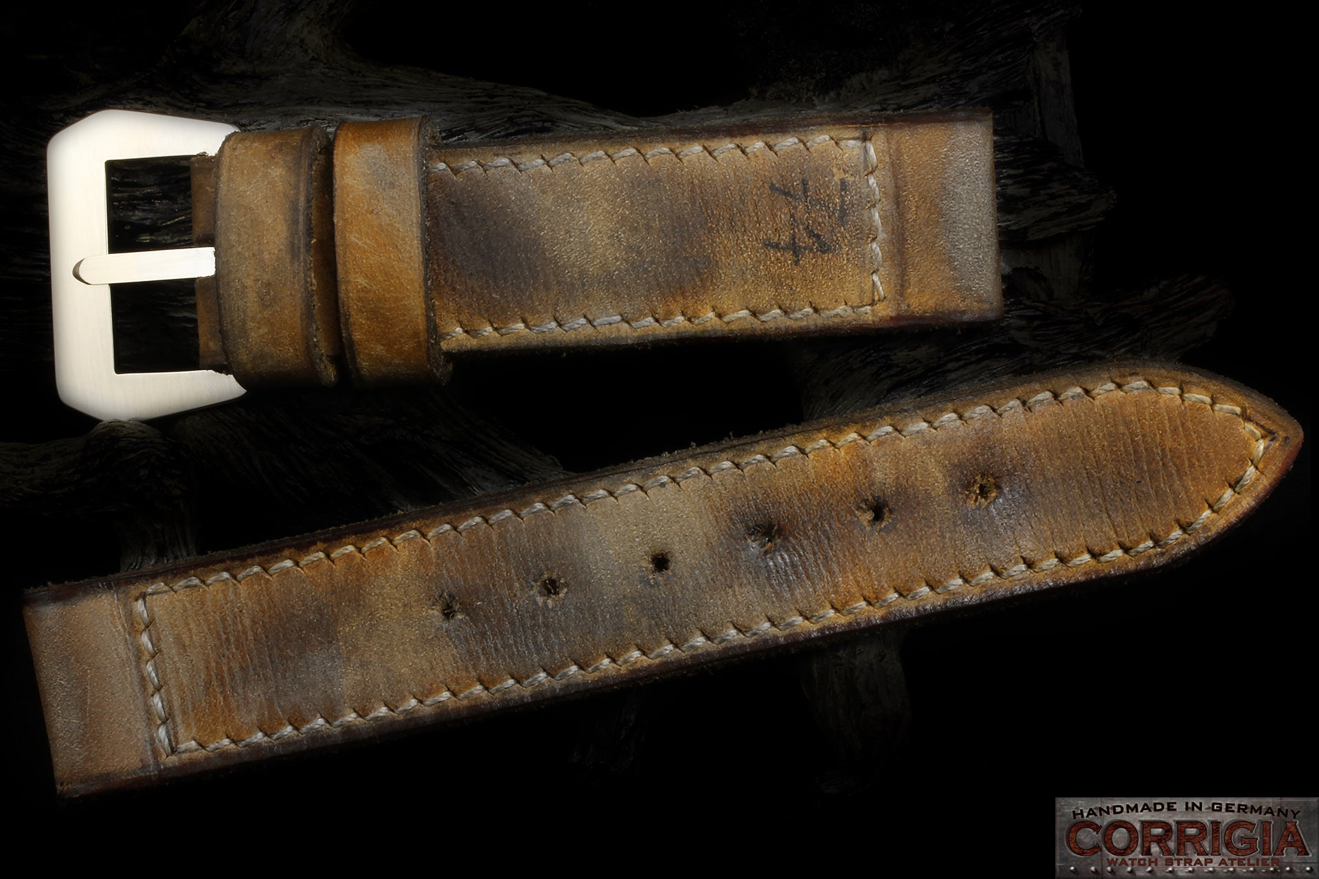 L02 - 74 Strap - Master's Edition 