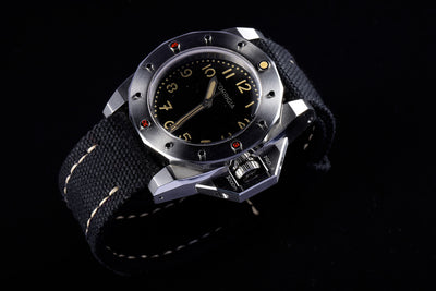 CANVAS 07-BLACK