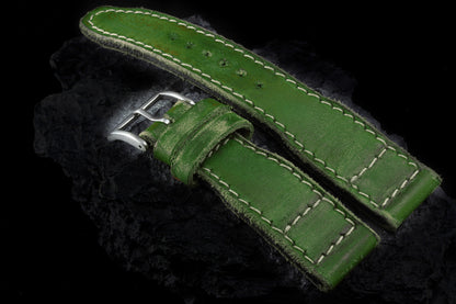 PILOT12 Green - ARTISAN CRAFTED 