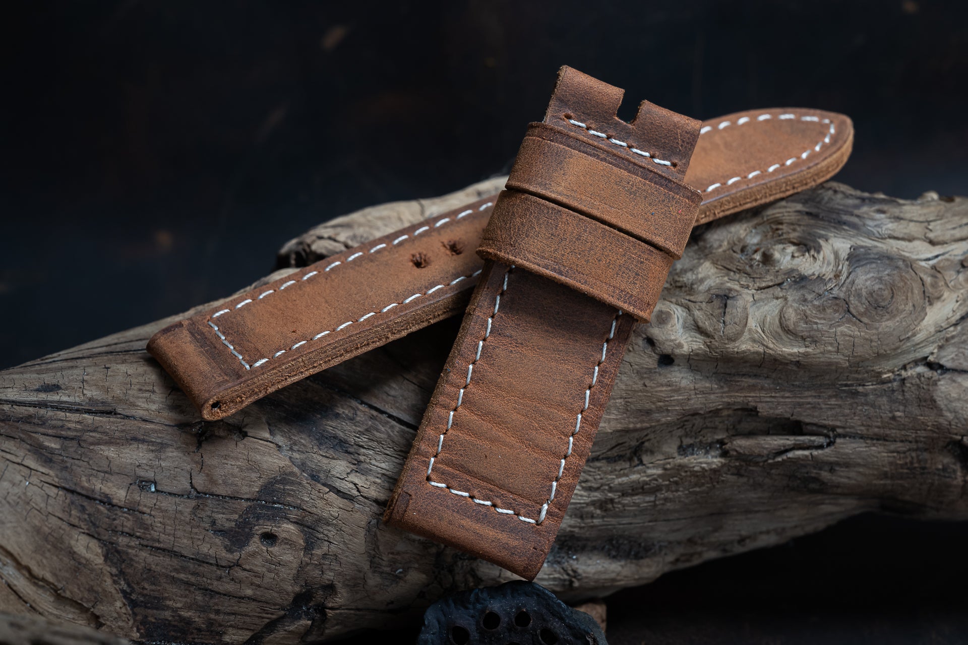 H11 - Walnut Historical Clean Finish 