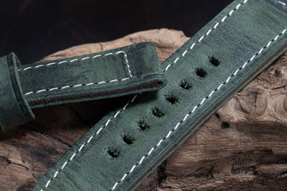 H06 - Green Historical Clean Finish 