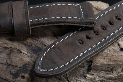 H15 - Umber Historical Clean Finish 