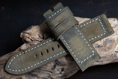 H19 - Washed Dark Green Historical Clean Finish 