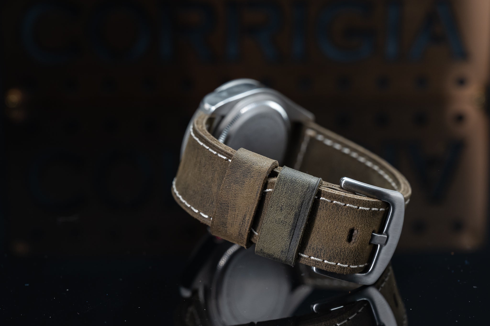 H19 - Washed Dark Green Historical Clean Finish 