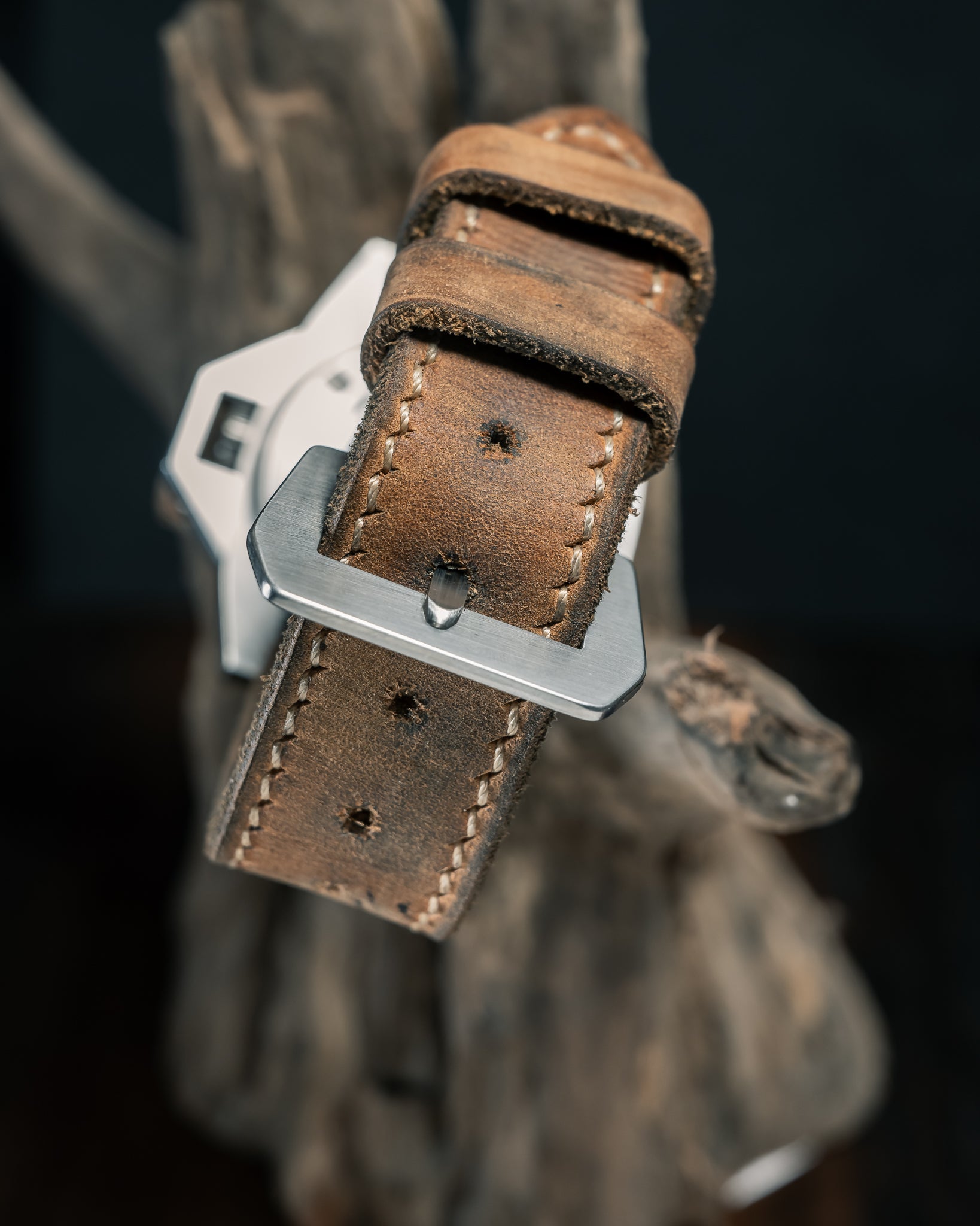 L02 - 74 Strap - Master's Edition 