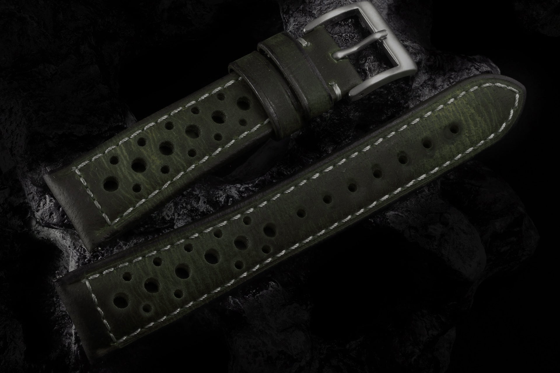 Heritage19 Washed Dark Green Rally Racer Strap 16 Holes 