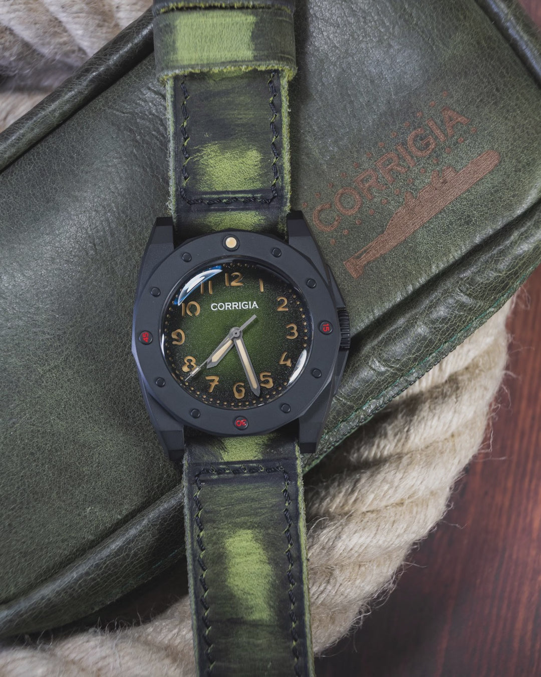 Load video: Corrigia02 DLC P-Green Ref. 593-615-581-582-583