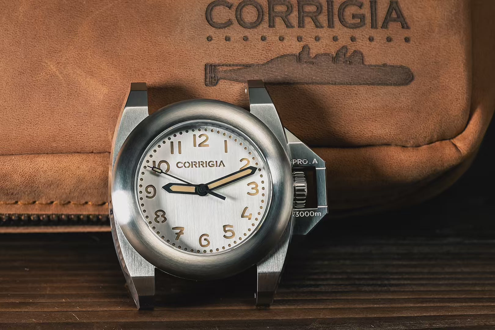 Load video: Corrigia05 Steel V-Silver Ref.662.631.664.665.666