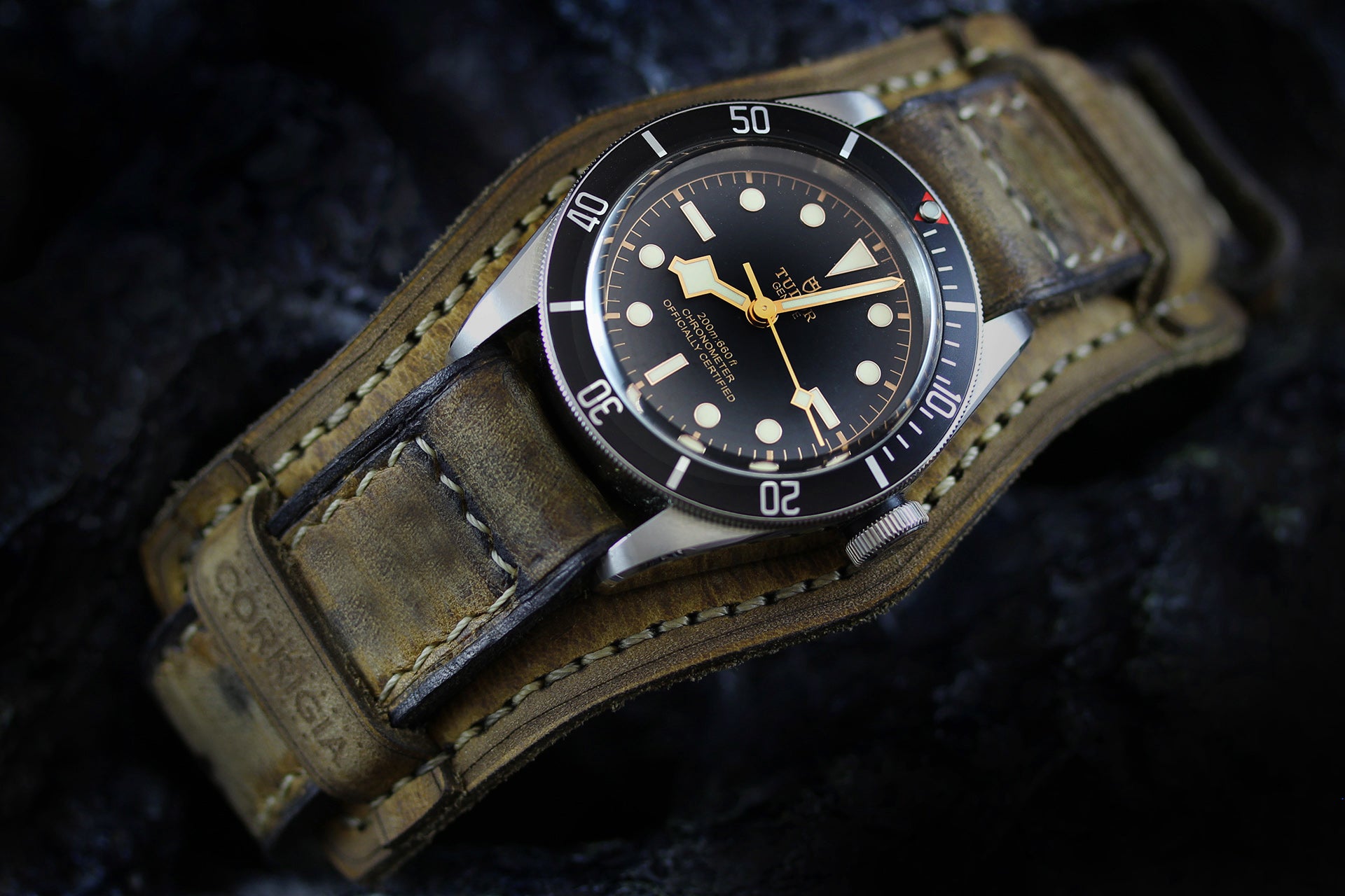 Winkel07 Khaki without crown guard