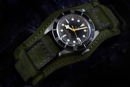 Winkel06 Military Green without crown guard