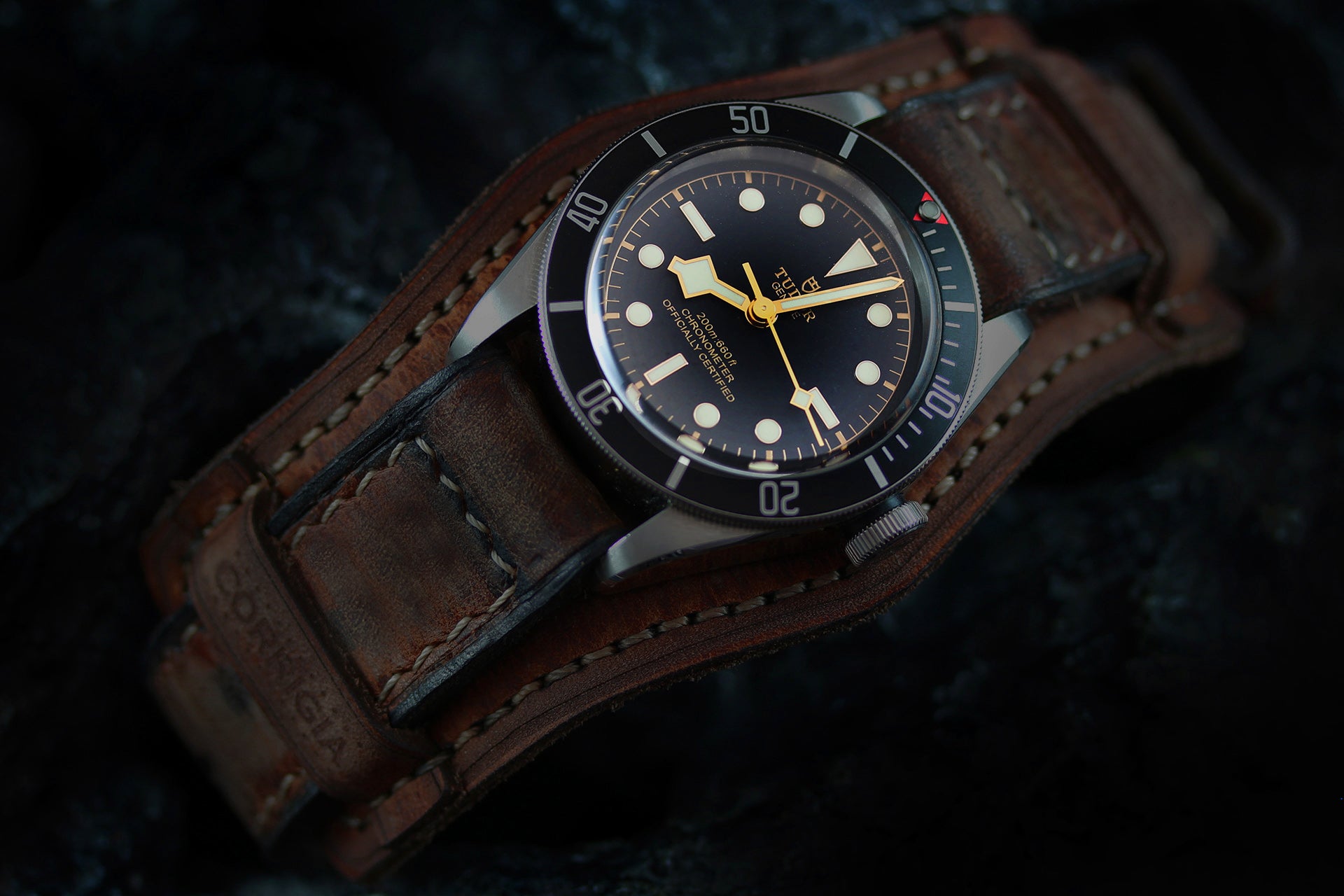 Winkel02 Dark Brown without crown protection