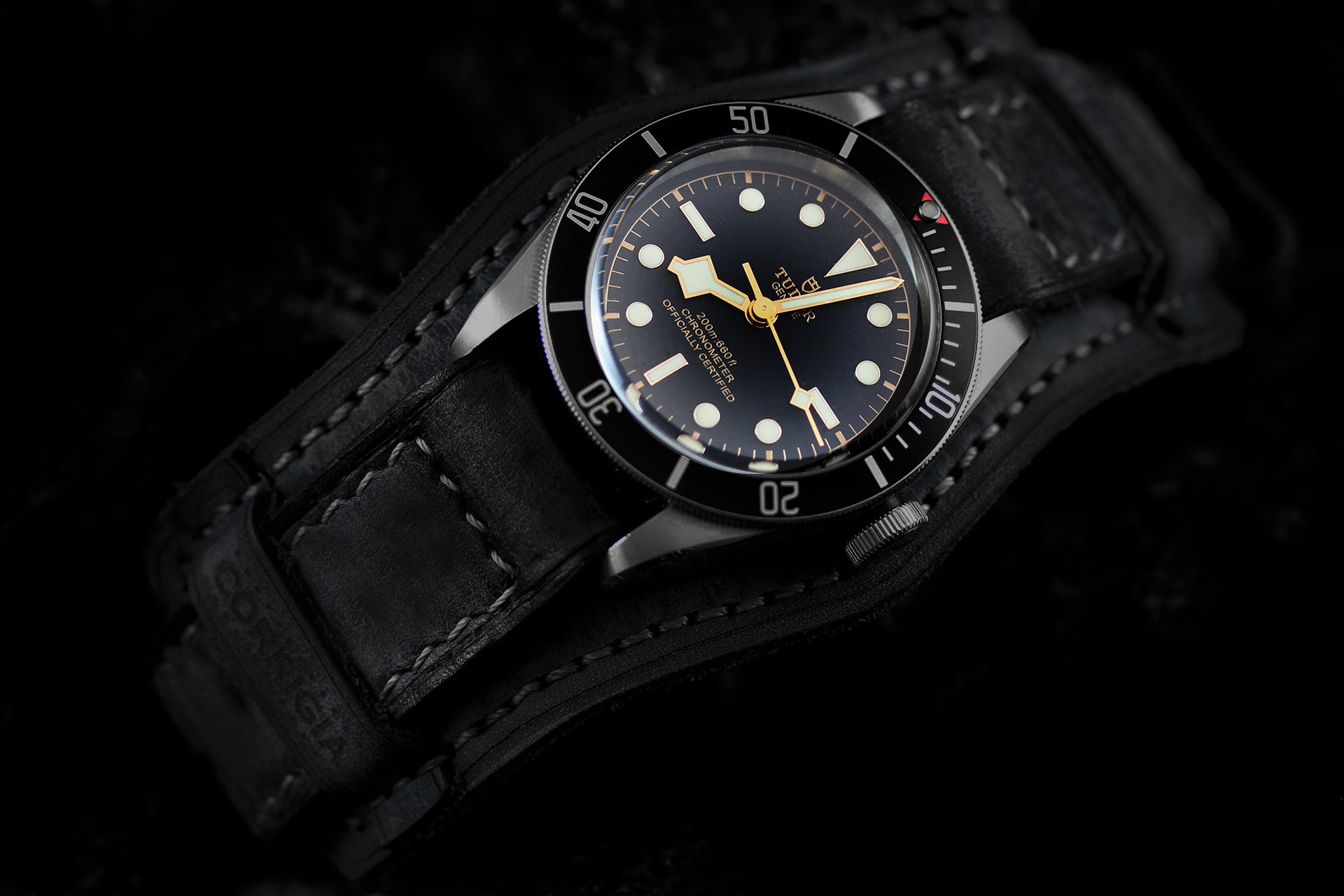 Winkel10 Black without crown guard